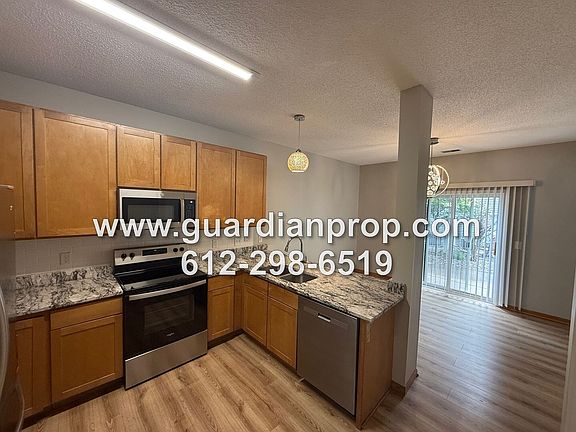 4th image of 680 Woodduck Dr APT F