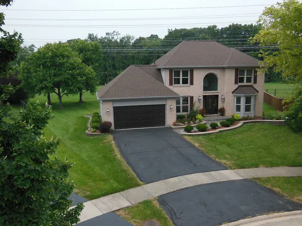 650 Lavina Ct, Bolingbrook, IL 60440