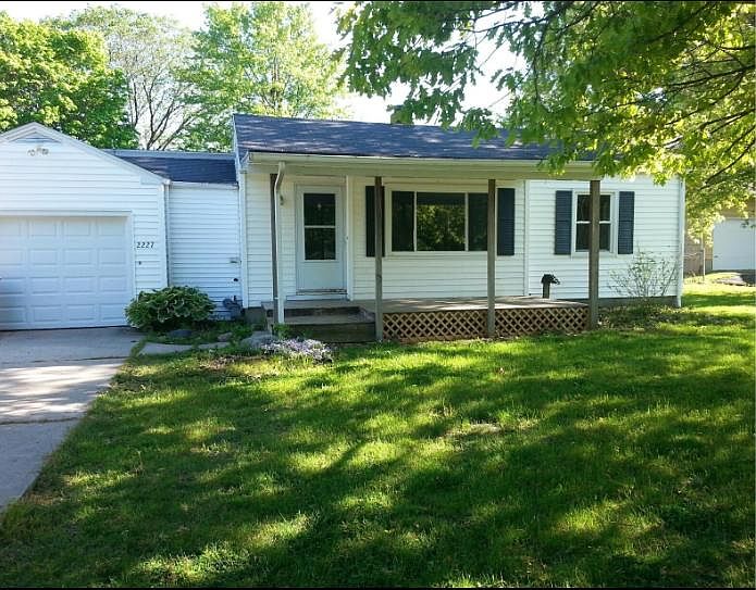 2227 Broadmoor Ave (Lima/Wallen area)