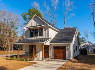 101 Classic St, Summerville, SC 29483