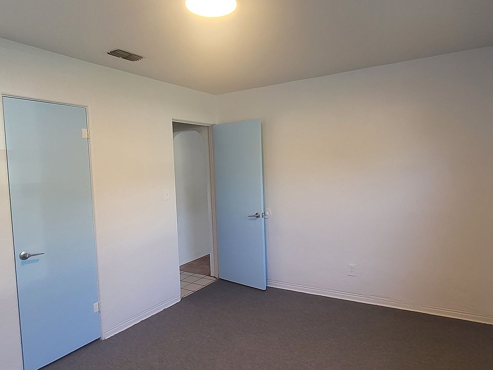 2nd image of 2311 35th St S