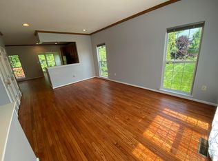 45544 Grand Central Sq, Sterling, VA 20166