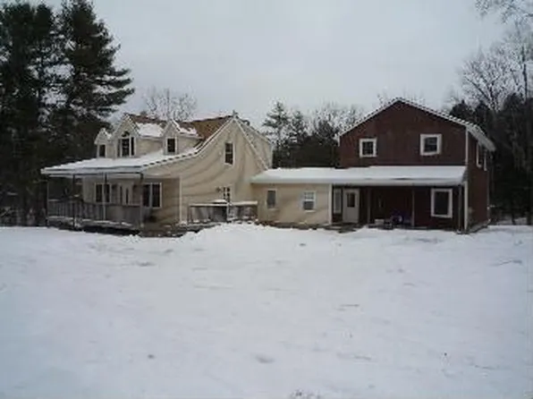 13 Stroudwater Falls Ln, Gorham, ME 04038