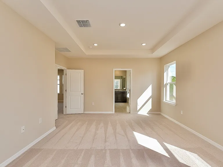 15506 Sweet Springs Bnd — Photo 8