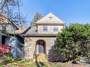 737 SW Lincoln St #C, Portland, OR 97201