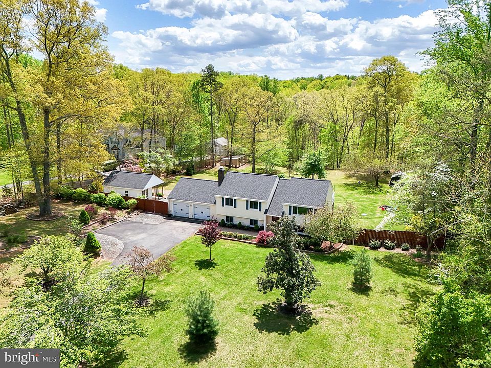 1st image of 331 Longwood Dr