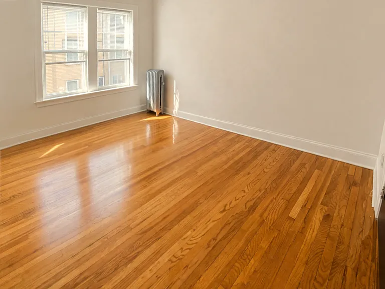 114 Clyde Ave — Photo 34