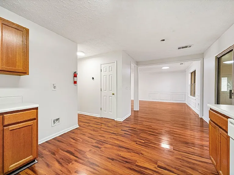 135 Jackson Point Dr — Photo 7