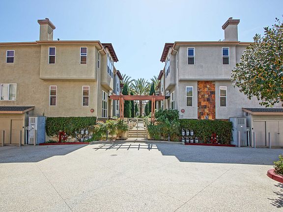 4th image of 5701 Kiyot Way APT 1