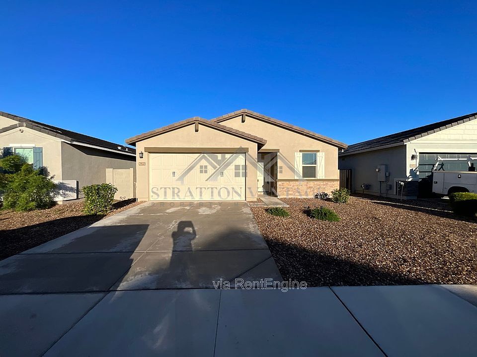 1st image of 2942 E Kim Dr