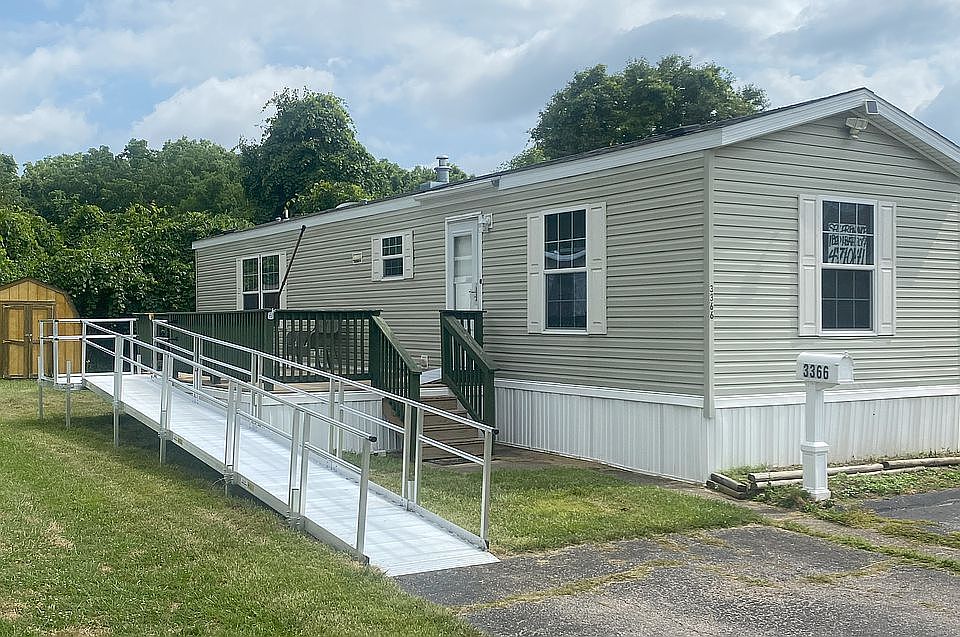 1st image of 3366 Oakmeadow Ln