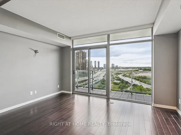 105 Queens Cay W #1607 — Photo 15