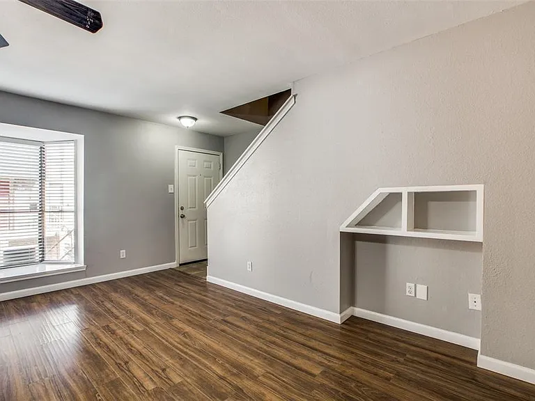 2103 Place Rebecca Ln #D4 — Photo 7