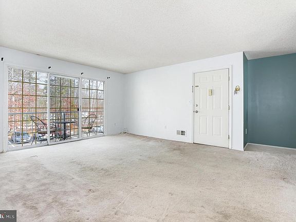 5th image of 26 Iroquois Dr #20