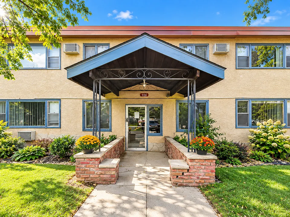 998 W Van Buren Ave
