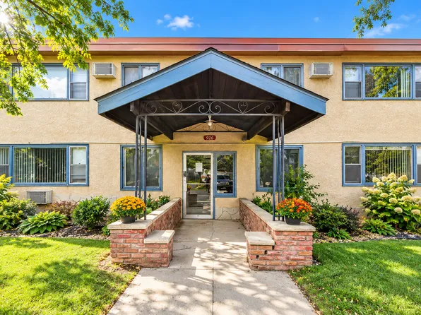 998 W Van Buren Ave, Saint Paul, MN 55104