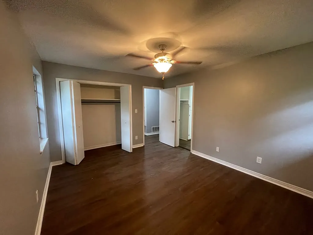 4 bed, 2066 sqft, $1,500 — Photo 2