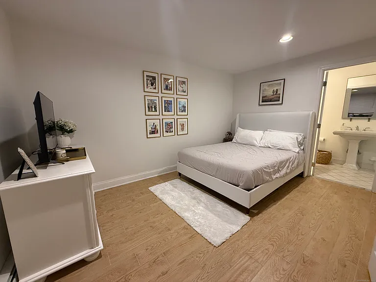 368 Hoyt St — Photo 30
