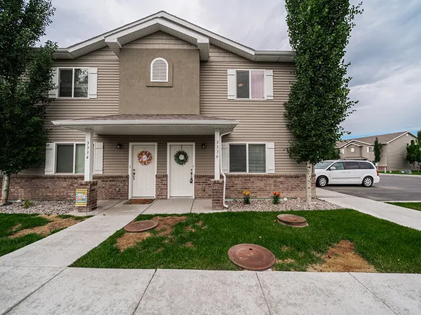 Meadowcreek Townhomes