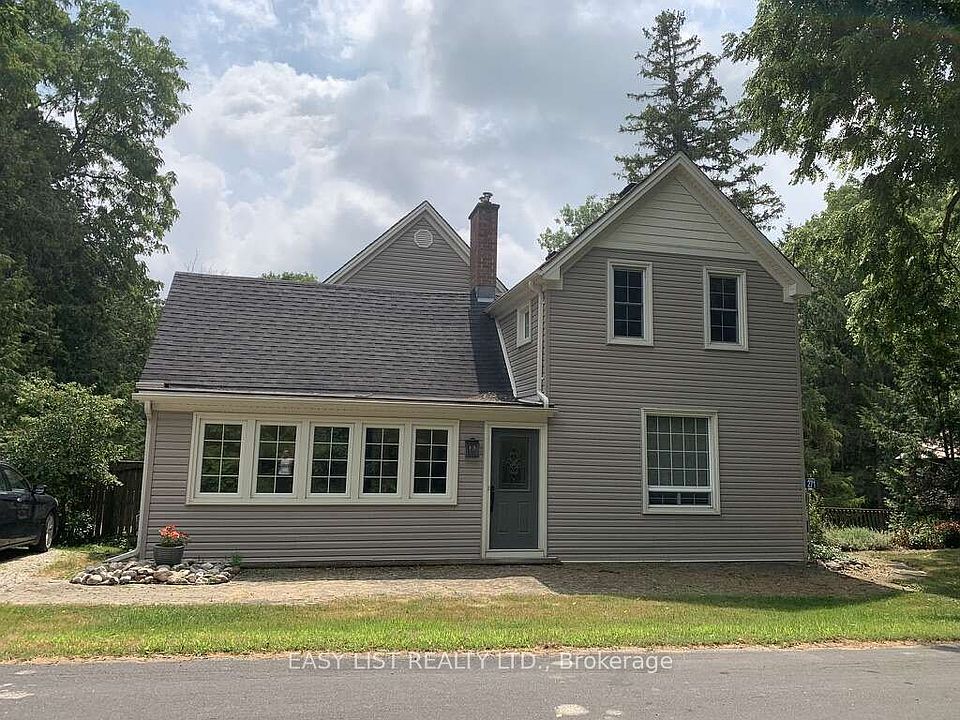 1st image of 271 Quaker Ln