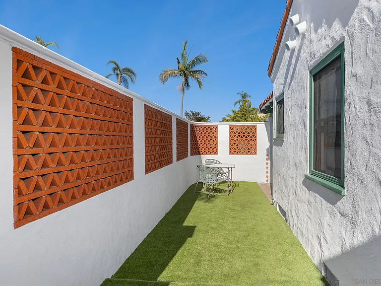 3261 Belle Isle Dr — Photo 18