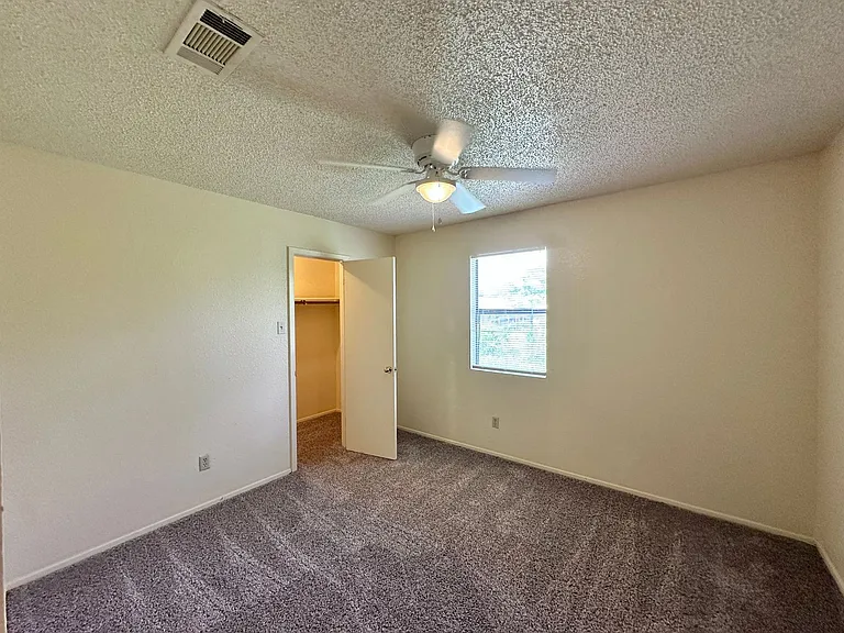 2706 Boyd Ave — Photo 16