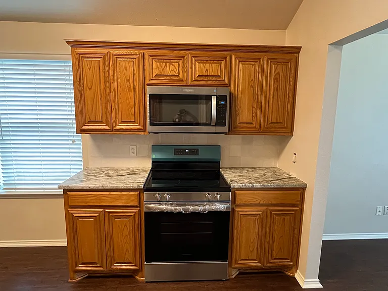 3393 Blanco Dr — Photo 6