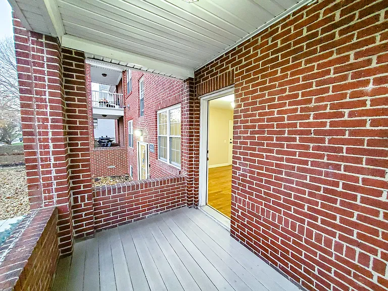 814 S 38th St — Photo 32