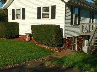 1925 Gingerich St NE, Hartville, OH