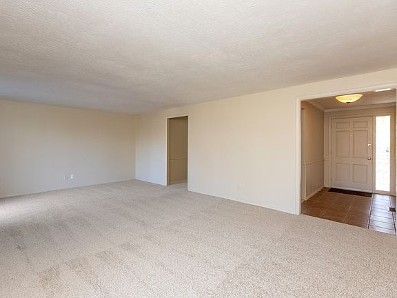 5th image of 7260 Marla Dr