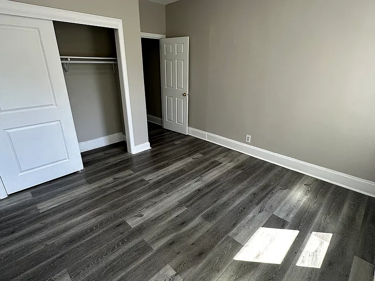 260 Lawrence St #2 — Photo 20