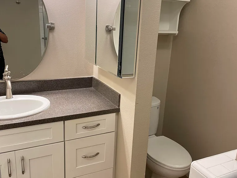 515 E Arrellaga St #2 — Photo 3