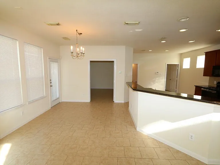 7555 Autumn Sun Dr — Photo 4