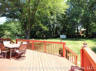 1202 Ware St SW, Vienna, VA 22180