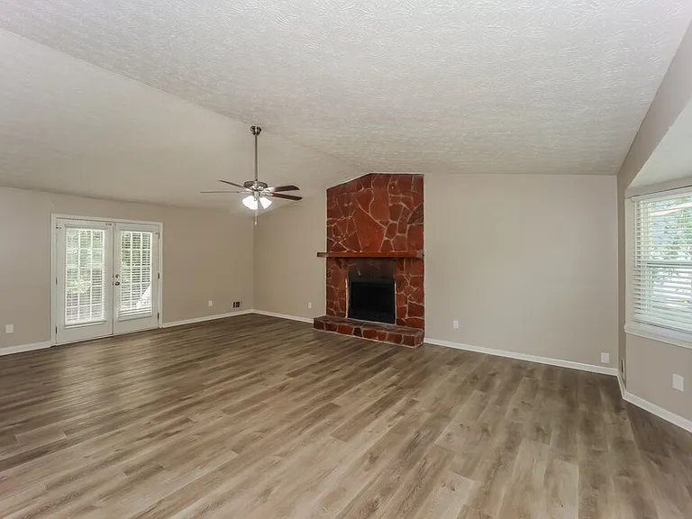 216 Slicky Rock Ct — Photo 7