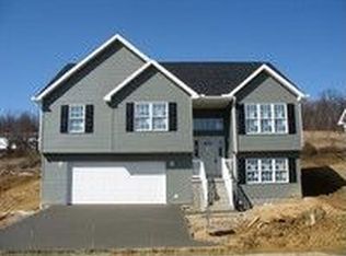 1122 Bailey Cir, Morgantown, WV 26508