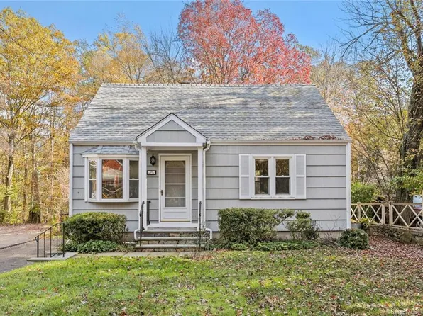 145 West Avenue, Darien, CT 06820