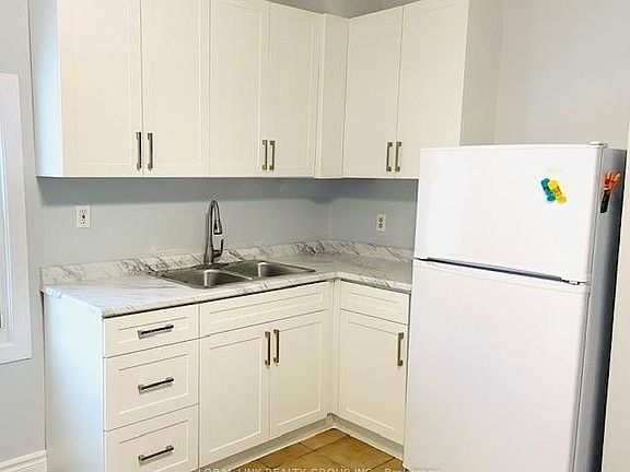3rd image of 20 Wedsworth St #B