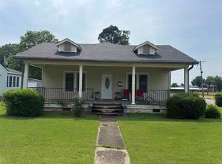 1031 Cherry St, Forrest City, AR 72335
