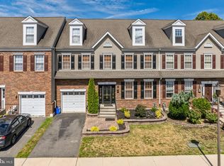 3504 S Reserve Dr, Philadelphia, PA 19145