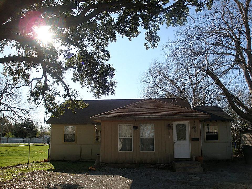 1st image of 1316 Avenue I
