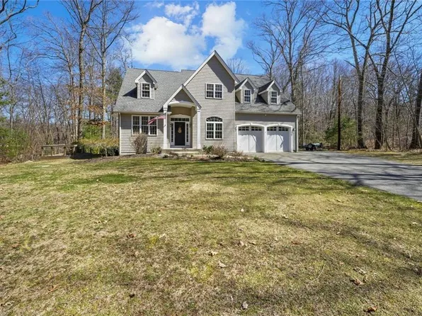 580 Mowry St, Burrillville, RI 02830