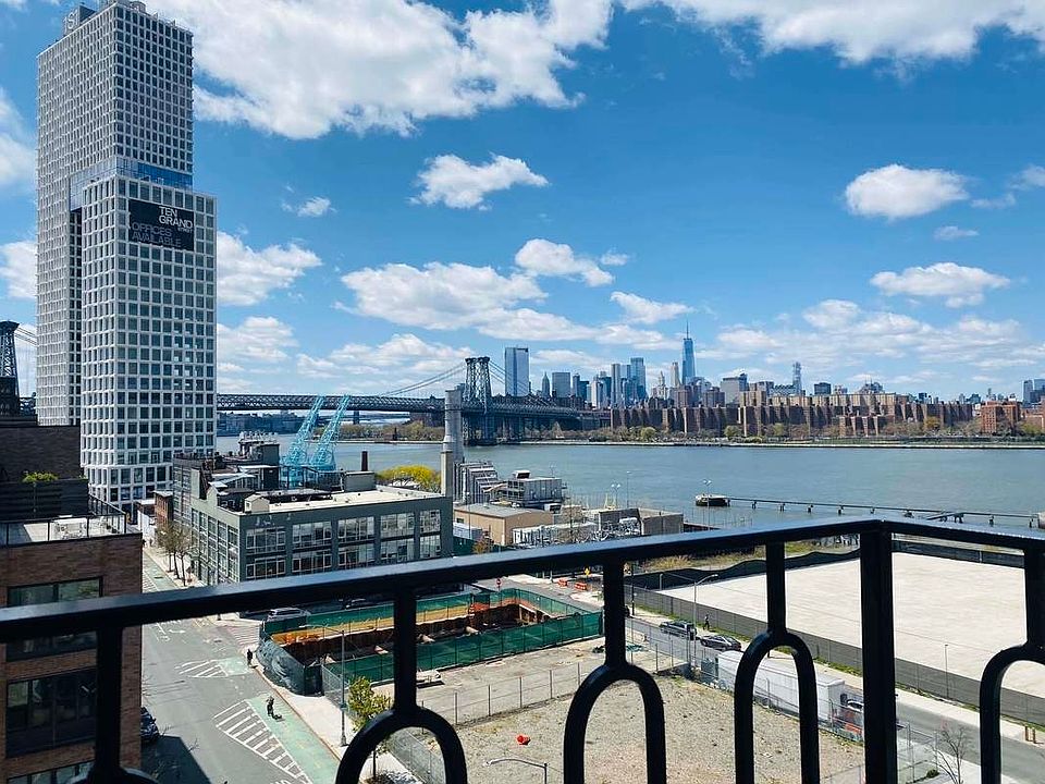 1st image of 61 Metropolitan Ave #702