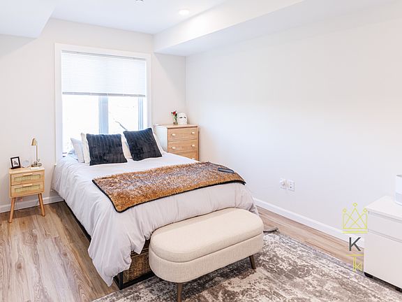 4th image of 458 Washington St #305