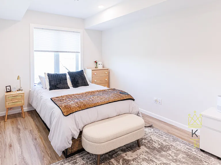 458 Washington St #305 — Photo 4