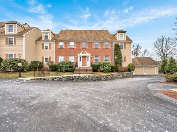 49 Weatherly Dr, Salem, MA 01970