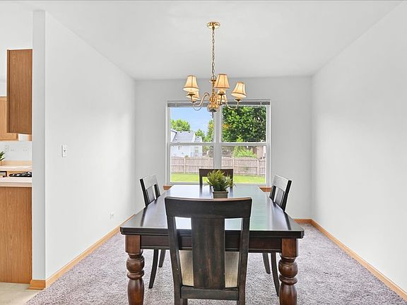 5th image of 418 Terrace Ln
