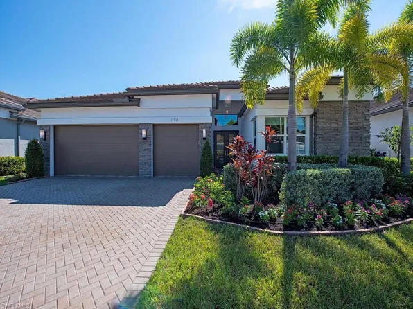12058 Mimosa ST, NAPLES, FL 34120