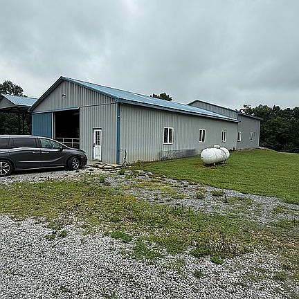 5th image of 1633 Squire Lyles Rd