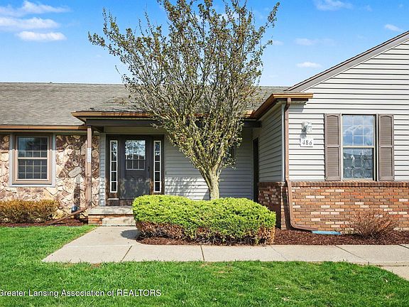 3rd image of 486 Red Cedar Blvd